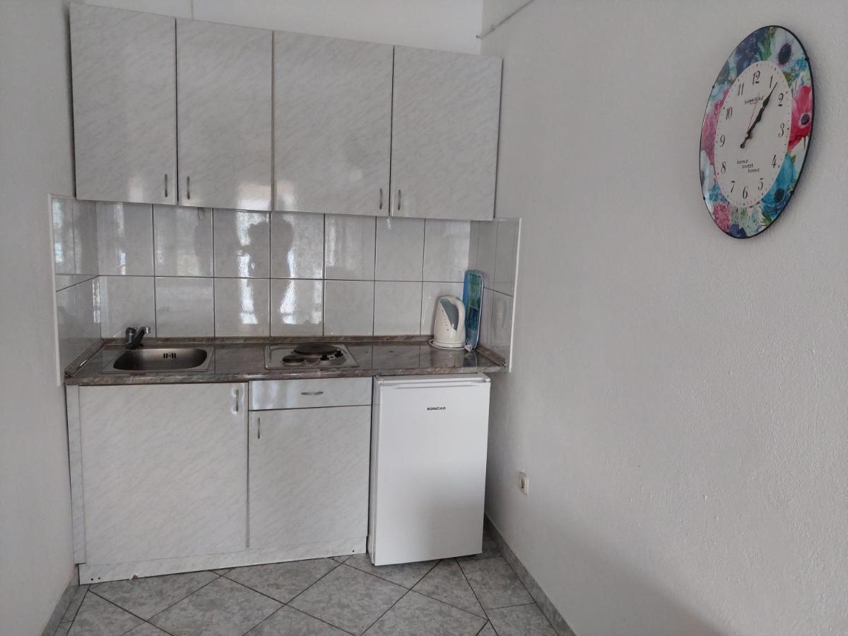 Apartments Menalo Неум Екстериор снимка