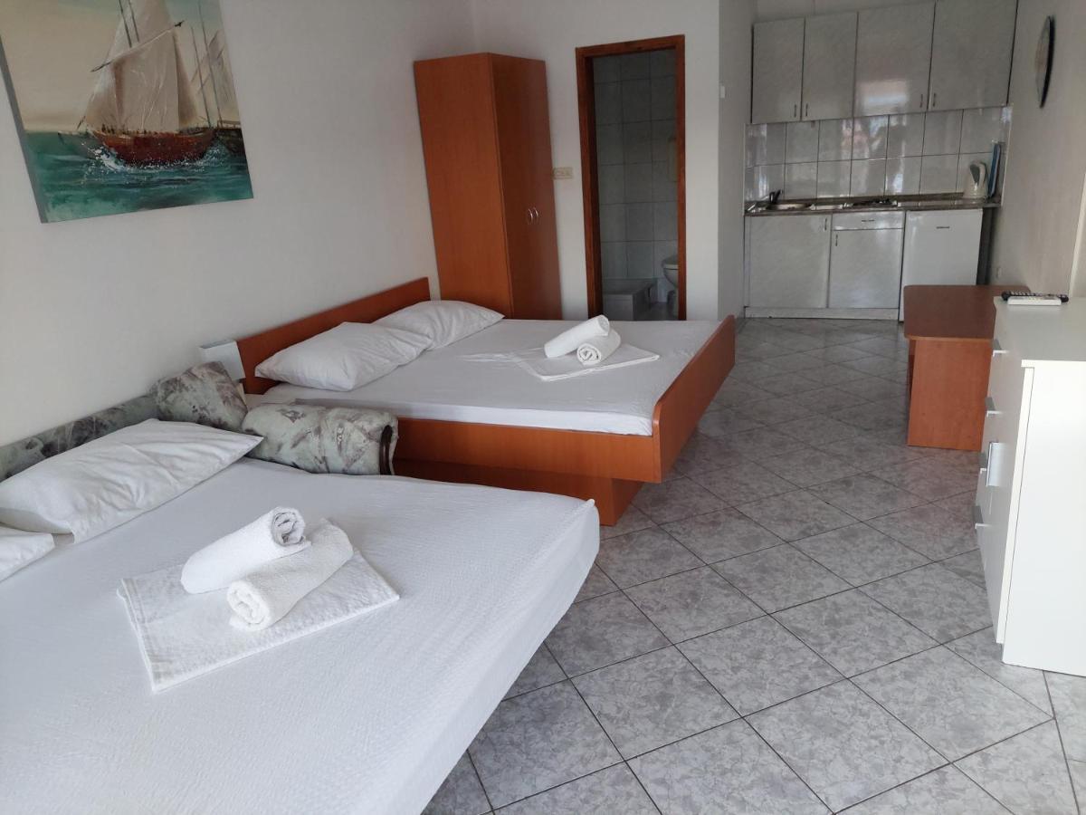 Apartments Menalo Неум Екстериор снимка